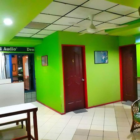 Rose Guesthouse Sandakan Exterior photo