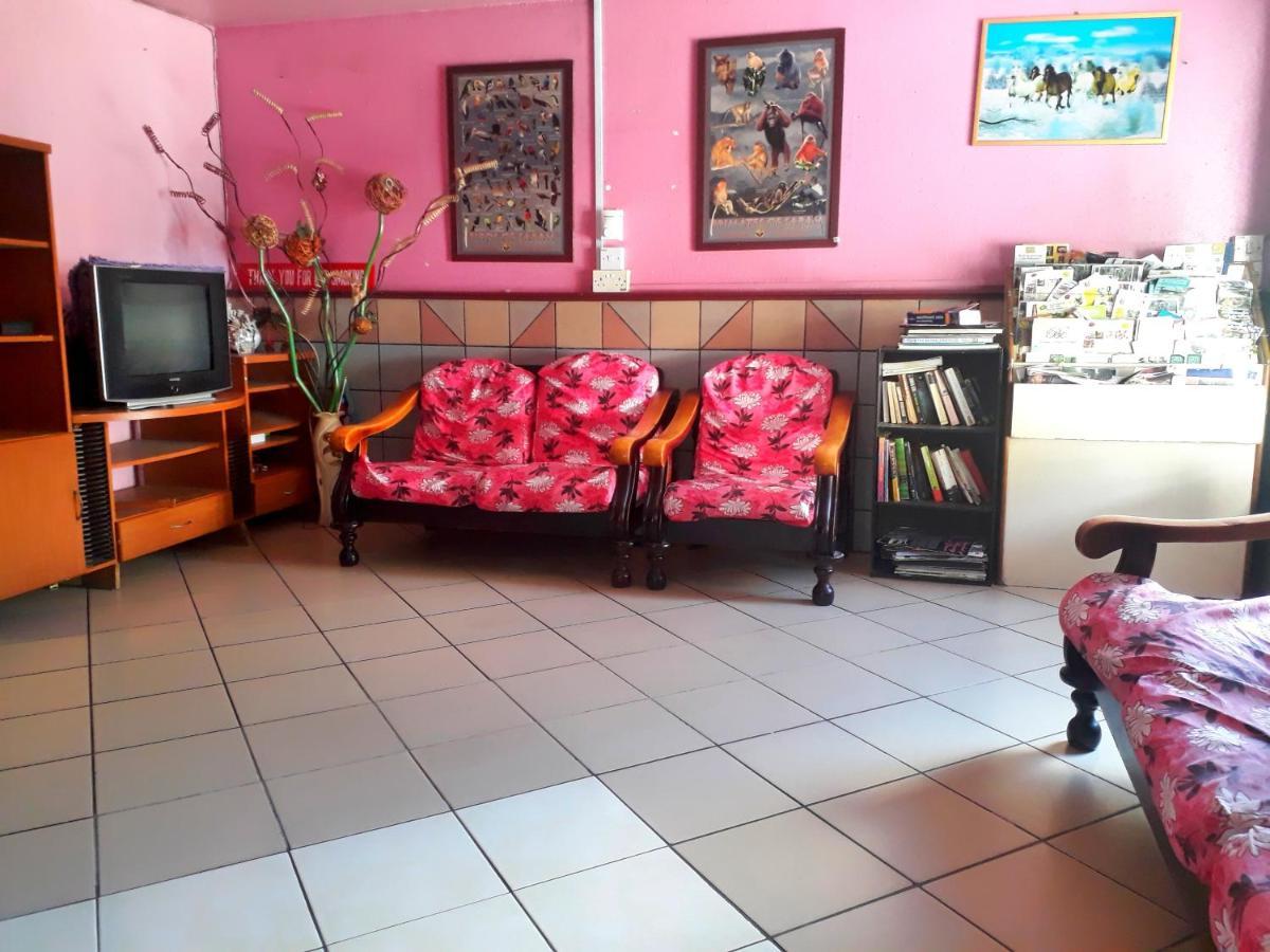 Rose Guesthouse Sandakan Exterior photo